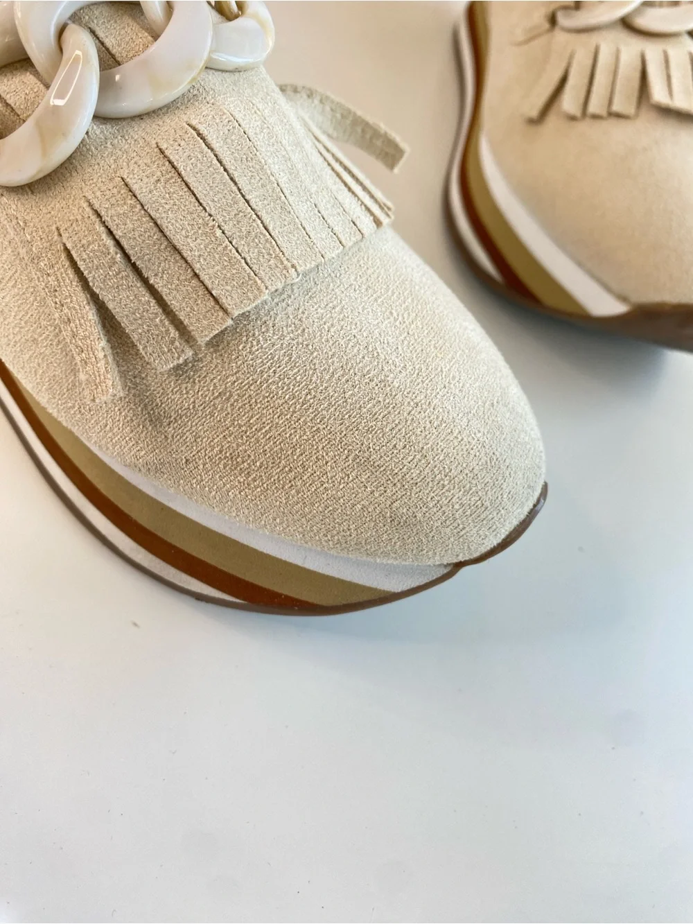 Coconuts by Matisse Bess Beige Ivory Suede Platform Loafers Sneakers Shoes Sz 9